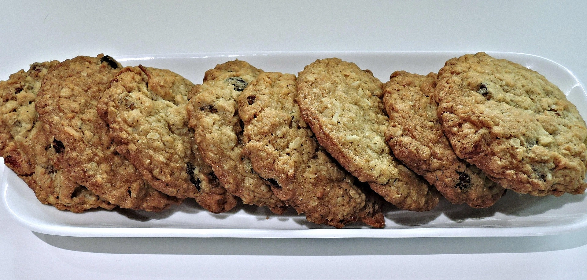 easy oatmeal raisin cookies